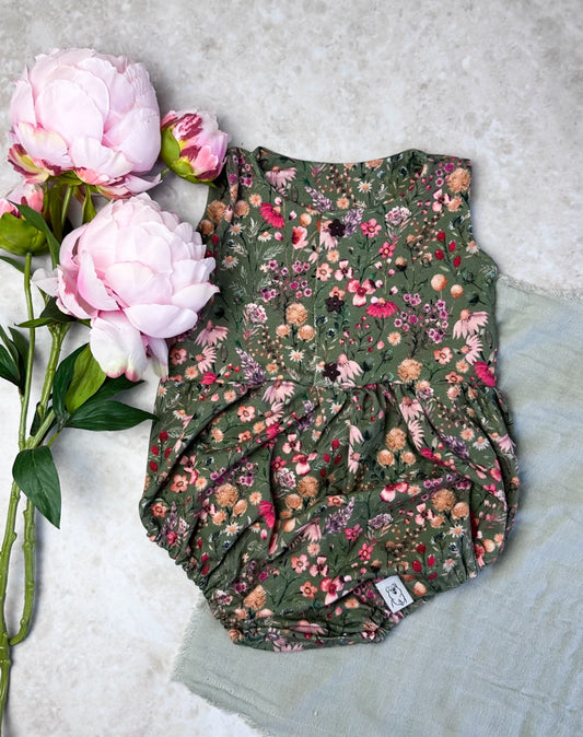 #3 Girly Romper „Blumenwiese“